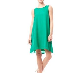 BB Dakota Women's M Green Shift Dress Sleeveless Keyhole Back Crepe Flowy Size M